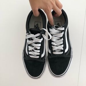 VANS Black Old Skool Sneakers